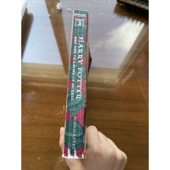 Harry Potter And The Chamber Of Secrets Book. Paperback Preowned - Picture 3 of 3